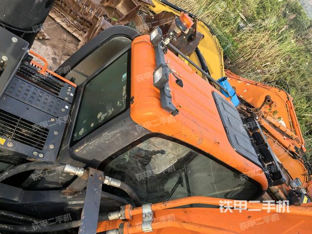 水箱+風(fēng)扇特寫(上車部件) 水箱+風(fēng)扇特寫(上車部件)