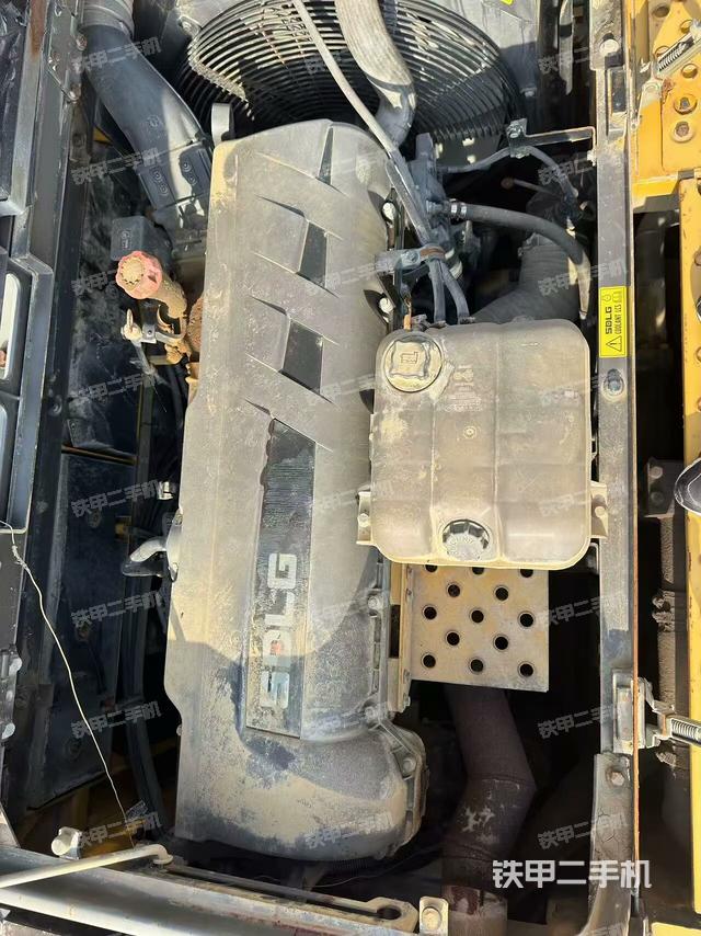 發(fā)動機(jī)整體俯視（整機(jī)外觀）