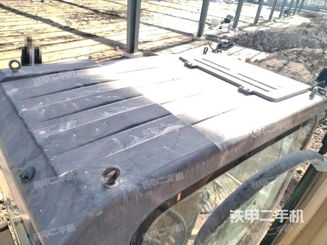 駕駛室頂部俯視（上車部件）