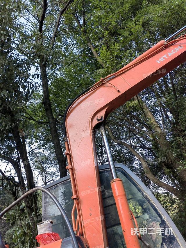 鏟斗右后整體（工作和回轉(zhuǎn)裝置）