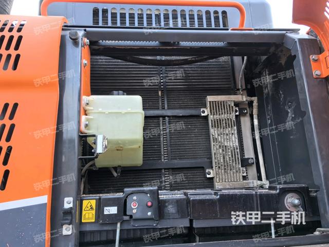 電瓶(大件艙室) 電瓶(大件艙室)