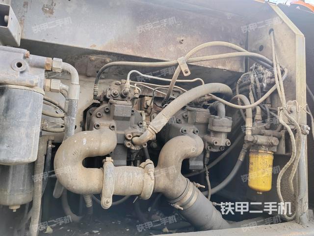 電瓶（大件艙室）