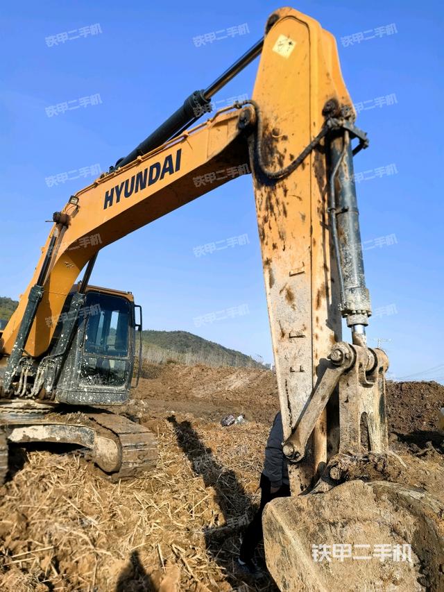 小臂整體左后（工作和回轉裝置）