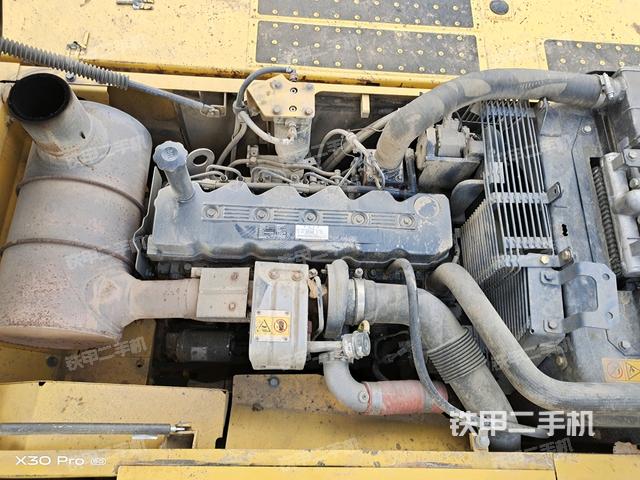 發(fā)動(dòng)機(jī)整體俯視(整機(jī)外觀) 發(fā)動(dòng)機(jī)整體俯視(整機(jī)外觀)