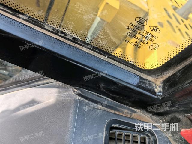 座椅后部（駕駛室部分）