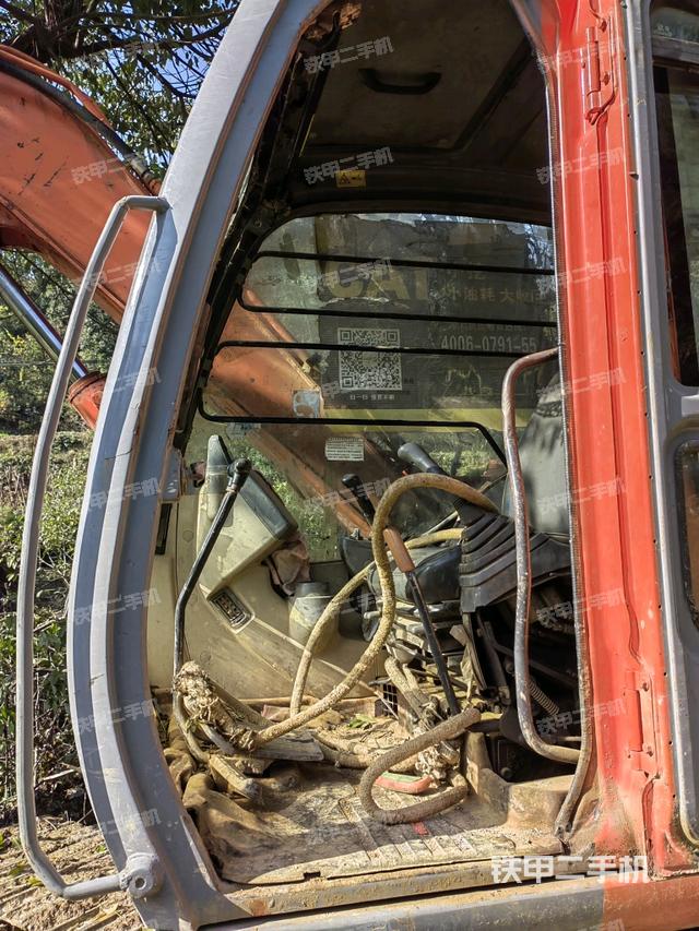 ?駕駛室正側(cè)（駕駛室部分）