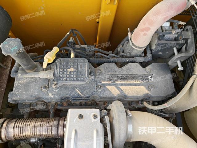 發(fā)動(dòng)機(jī)室(上車(chē)部件) 發(fā)動(dòng)機(jī)室(上車(chē)部件)