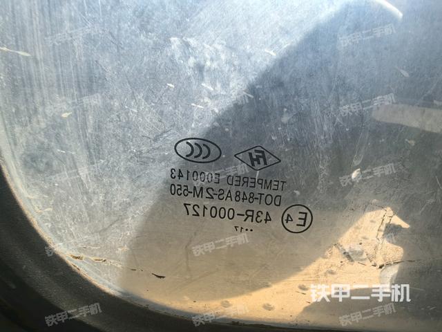 后窗玻璃角標(biāo)(駕駛室部分) 后窗玻璃角標(biāo)(駕駛室部分)