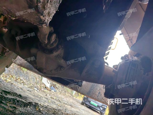 后驅(qū)動橋(液壓/傳動系統(tǒng)) 后驅(qū)動橋(液壓/傳動系統(tǒng))