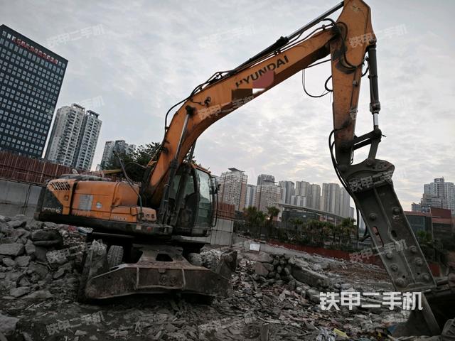 右前45(整機外觀) 右前45(整機外觀)