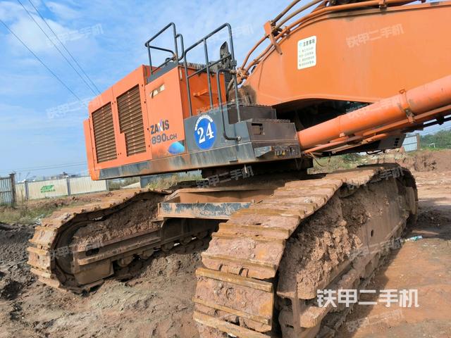 右前45(整機(jī)外觀) 右前45(整機(jī)外觀)
