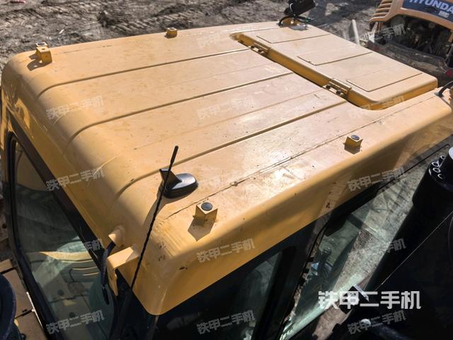 駕駛室頂部俯視（上車部件）