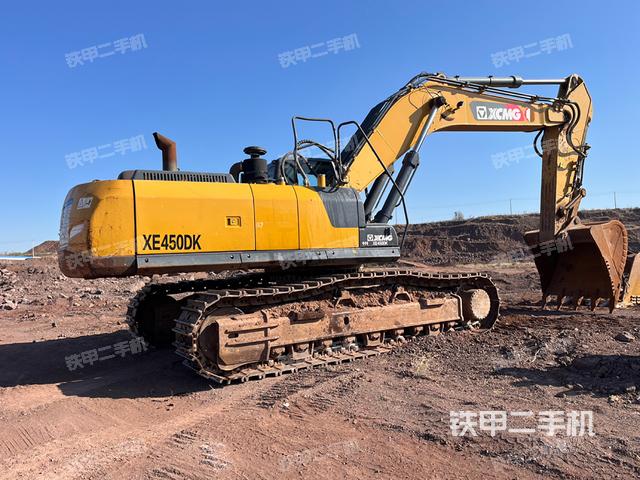 整機(jī)右后45°(整機(jī)外觀) 整機(jī)右后45°(整機(jī)外觀)