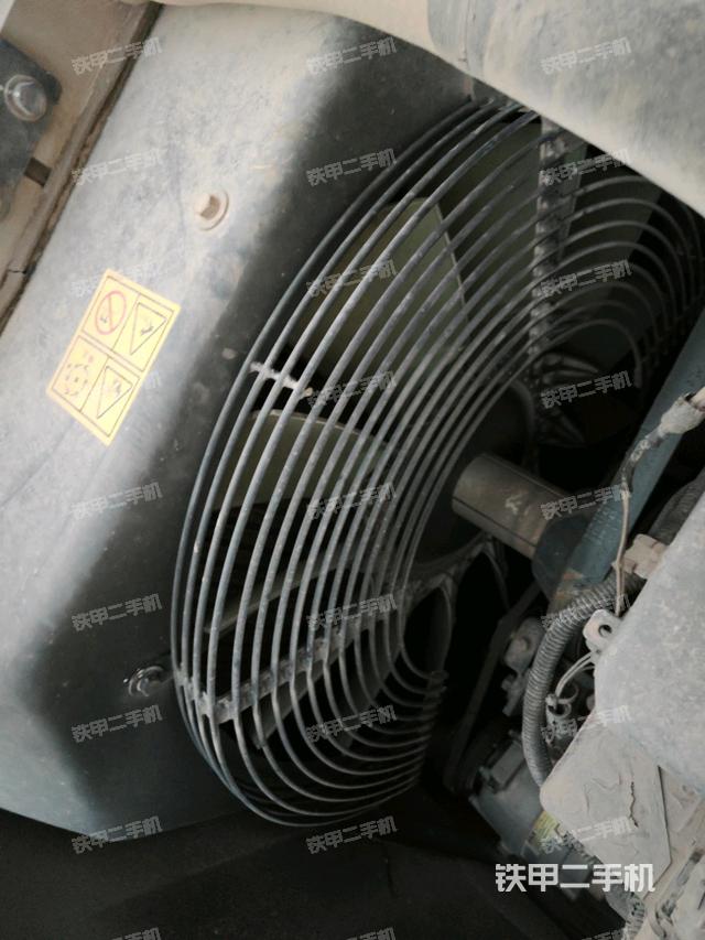 水箱+風扇特寫(上車部件) 水箱+風扇特寫(上車部件)