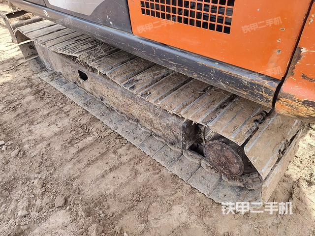 單側(cè)履帶整體（整機外觀）