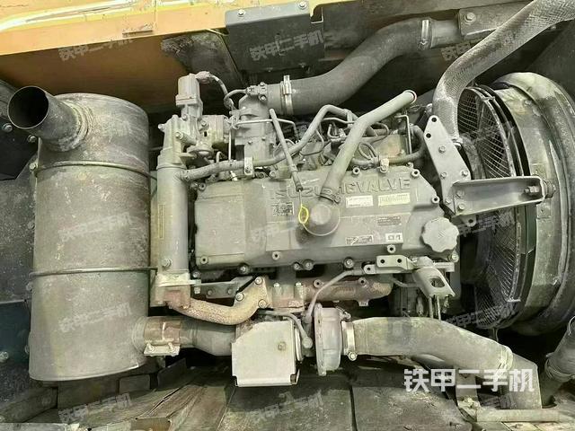 發(fā)動(dòng)機(jī)整體俯視（整機(jī)外觀）