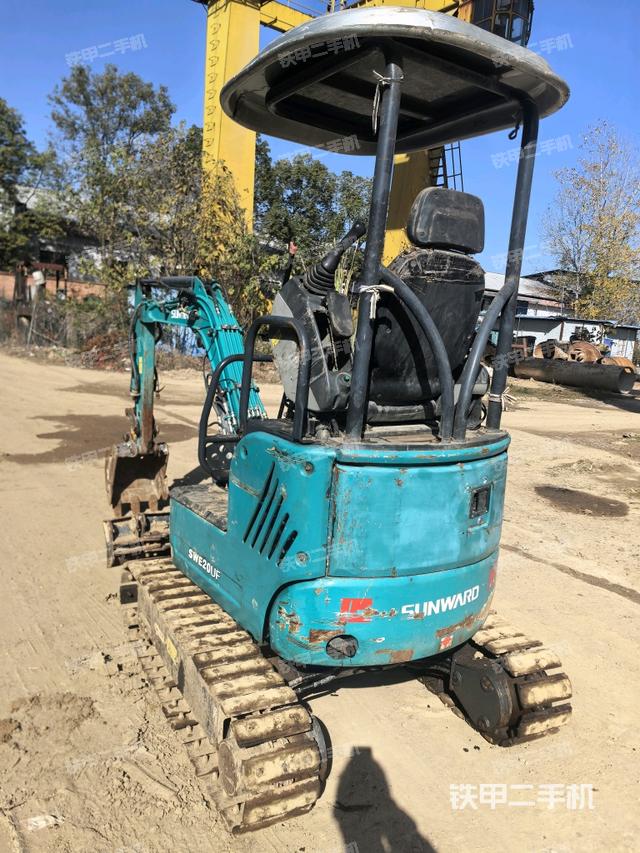 左后45（整機外觀）