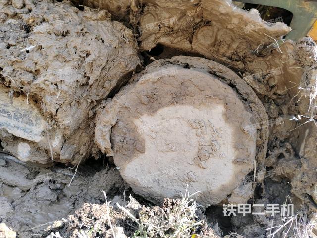 右驅(qū)動(dòng)輪（行走機(jī)構(gòu)）