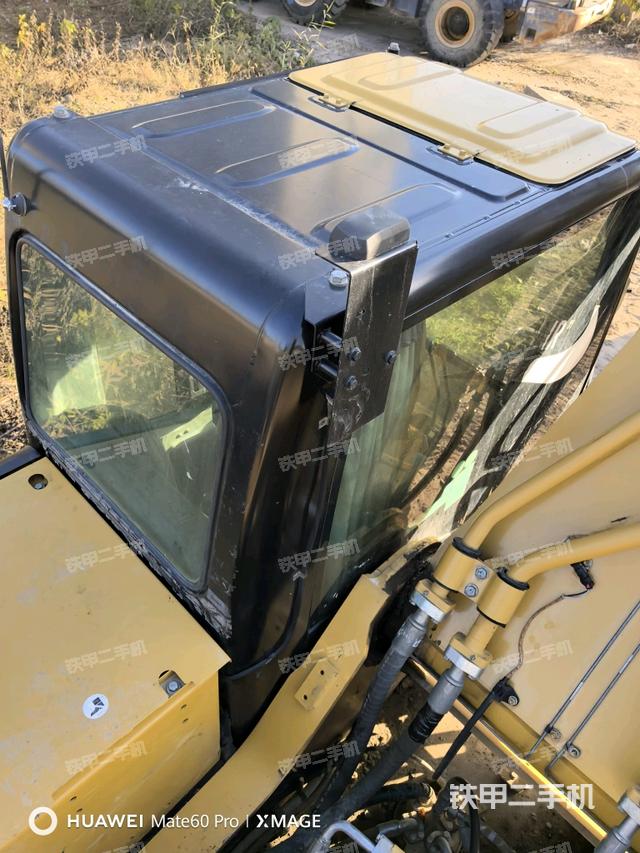 駕駛室頂部（整機(jī)外觀）