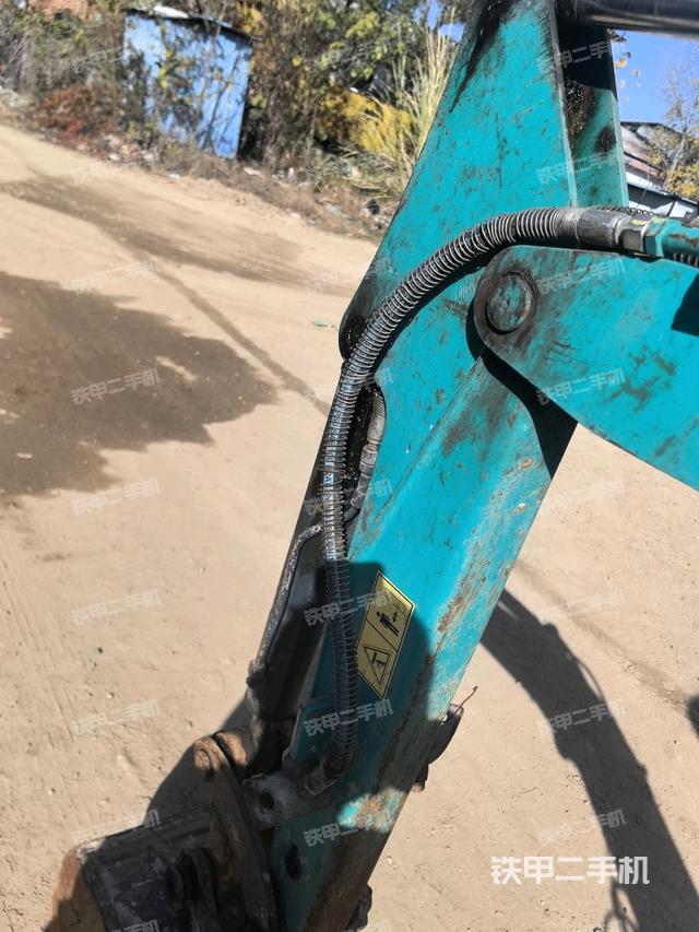 小臂整體左后（工作和回轉(zhuǎn)裝置）