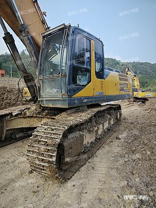 徐工XE370CA挖掘機(jī)