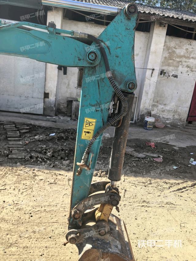 小臂整體右前（工作和回轉(zhuǎn)裝置）