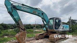 神鋼SK200-6挖掘機