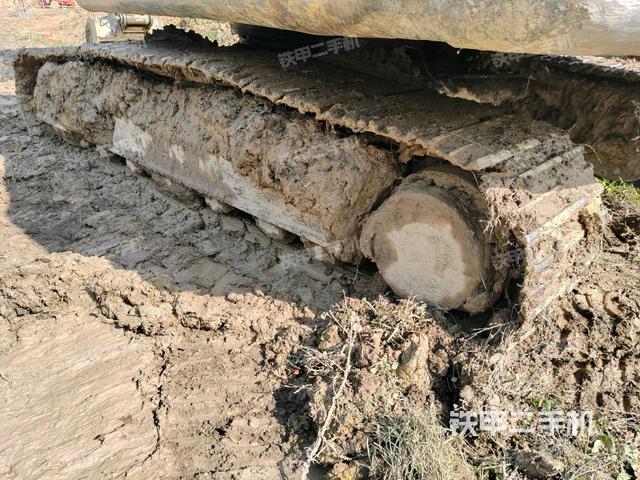 右側(cè)履帶整體（行走機(jī)構(gòu)）