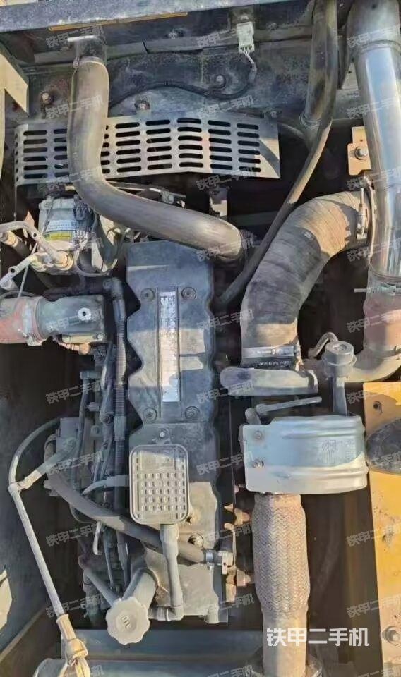 發(fā)動機(jī)整體俯視(整機(jī)外觀) 發(fā)動機(jī)整體俯視(整機(jī)外觀)