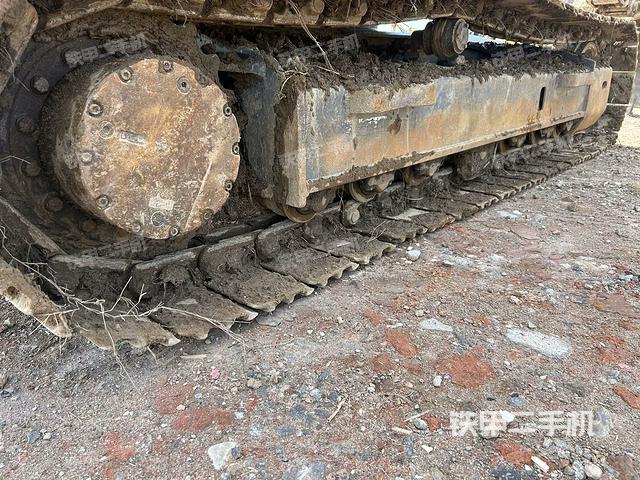 單側履帶整體(整機外觀) 單側履帶整體(整機外觀)