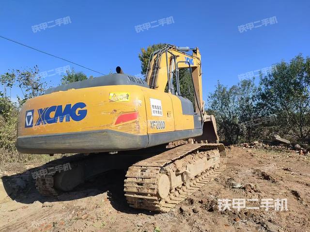 整機(jī)右后45°(整機(jī)外觀) 整機(jī)右后45°(整機(jī)外觀)