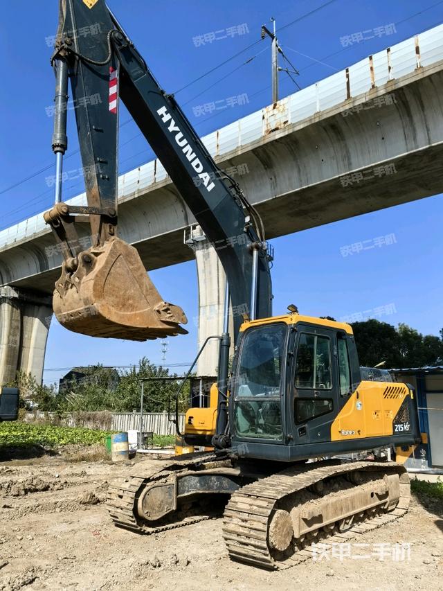 現代R215VS挖掘機