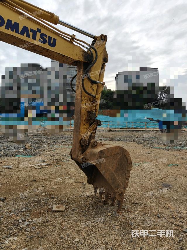 小臂整體右前（工作和回轉(zhuǎn)裝置）