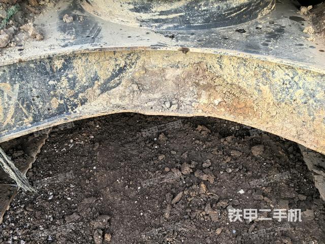大臂根部?斜視(工作和回轉(zhuǎn)裝置) 大臂根部?斜視(工作和回轉(zhuǎn)裝置)