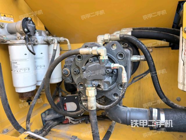 電瓶(大件艙室) 電瓶(大件艙室)
