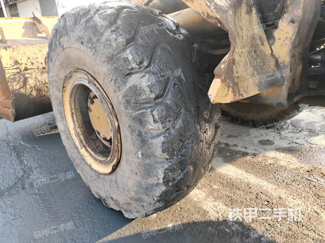 左前輪（行走機構）