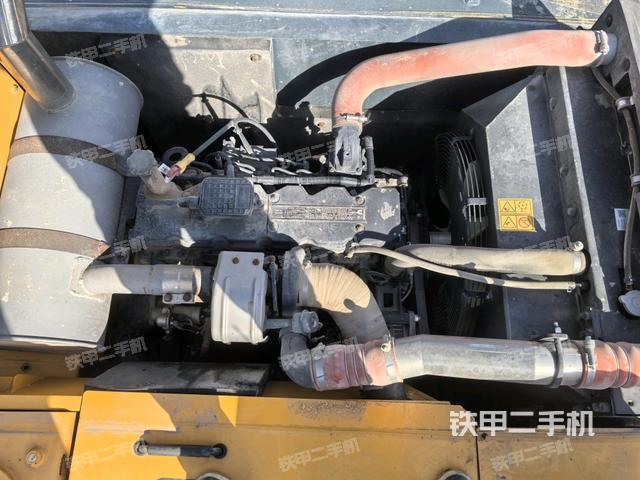 發(fā)動機(jī)室（上車部件）