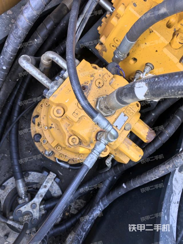 回轉(zhuǎn)馬達(dá)（上車部件）