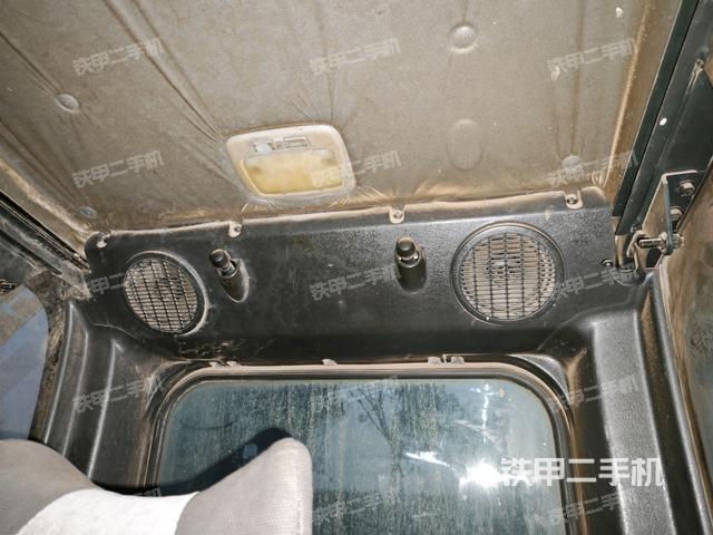 座椅后部(駕駛室部分) 座椅后部(駕駛室部分)