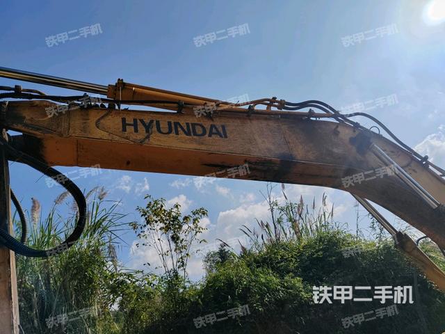 大臂根部?斜視（工作和回轉(zhuǎn)裝置）