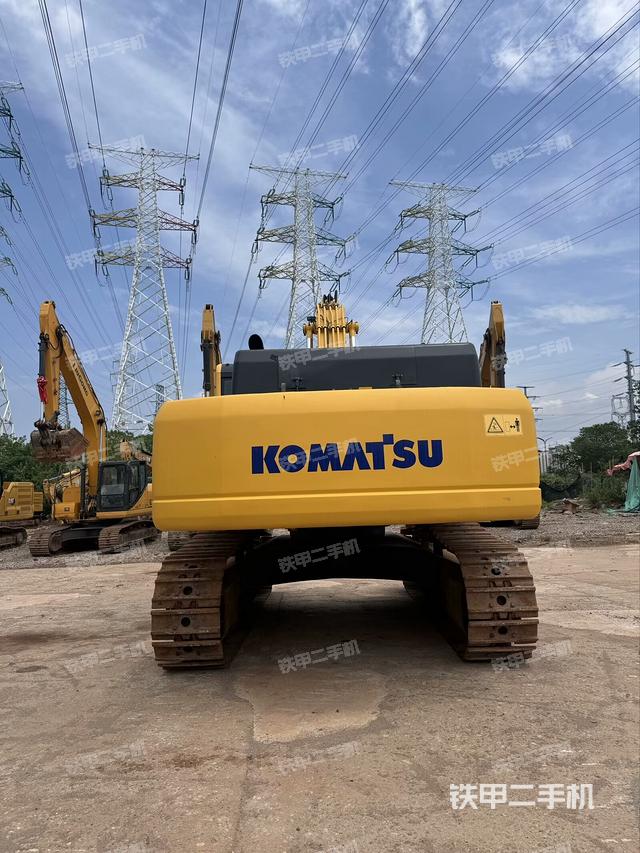 右后45(整機外觀) 右后45(整機外觀)