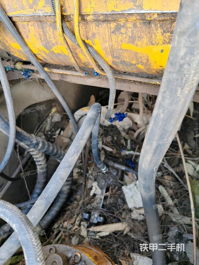 氣門室蓋螺絲特寫（上車部件）