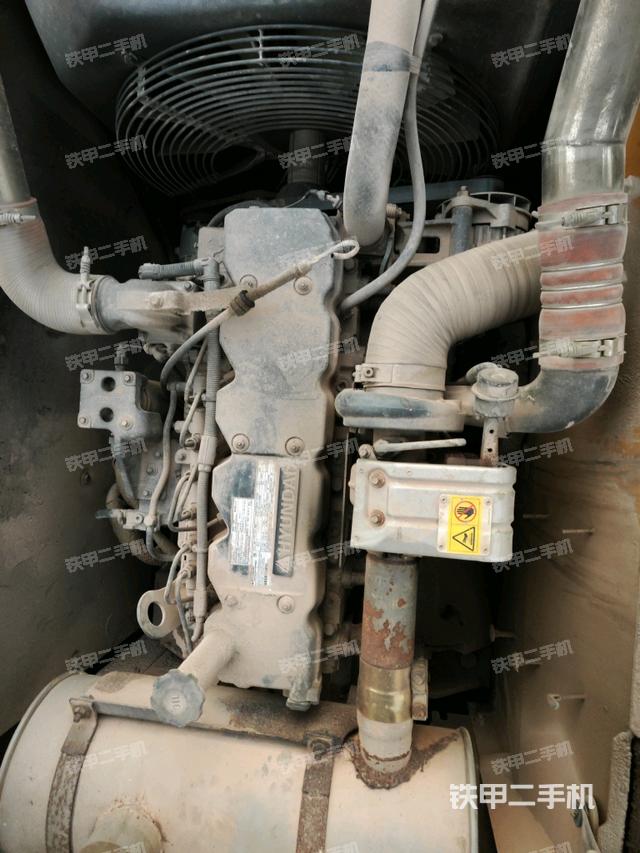 氣門室蓋螺絲特寫(上車部件) 氣門室蓋螺絲特寫(上車部件)