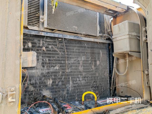 散熱器正面（大件艙室）