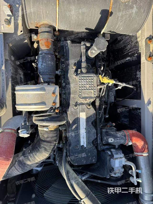 發(fā)動機(jī)整體俯視（整機(jī)外觀）