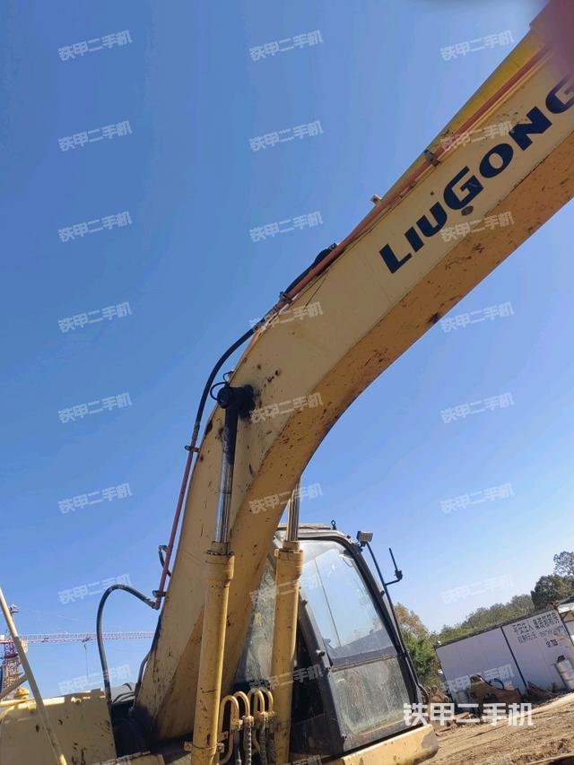 大臂整體?右側(cè)（工作和回轉(zhuǎn)裝置）