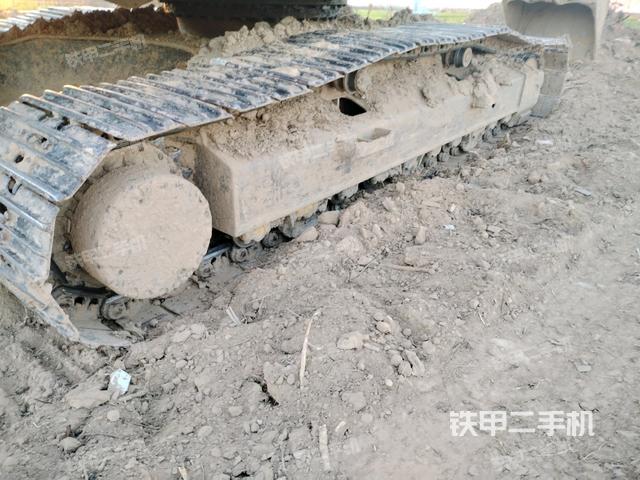 右側(cè)履帶整體（行走機(jī)構(gòu)）