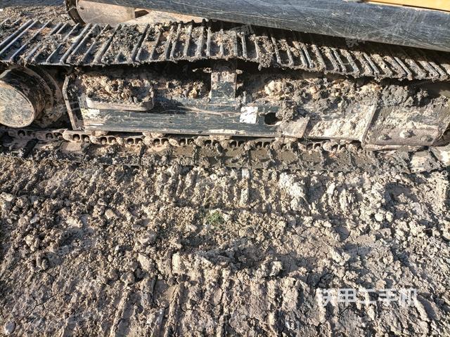 右側(cè)履帶整體?（行走機(jī)構(gòu)）