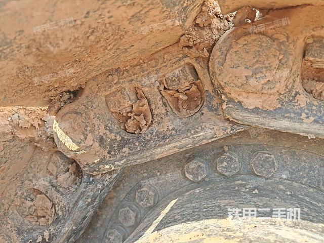 右驅(qū)動(dòng)輪（行走機(jī)構(gòu)）