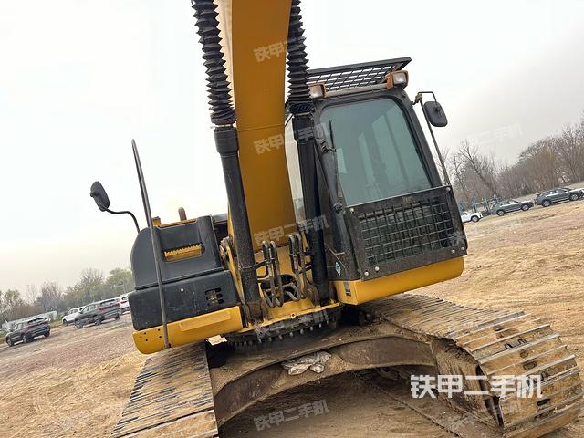 單側(cè)履帶整體（整機外觀）